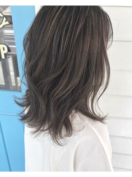 ホットリップ(Hot Lip) 透明感3Dカラー