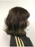 カーキグレージュカラー
