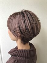 ネウィベルシア 名駅(newi belsia)&nbsp;大人可愛い20代30代40代小顔ワンサイドショートボブ丸み前下がり