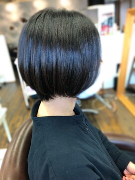 ヘアホスピタル ファニーフェイス(HAIR HOSPITAL funny face) ショートからの伸ばしかけにも♪暗めカラーデザインカラー倉敷