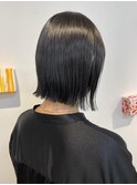 ミニボブ_暗髪_オリーブグレージュ_切りっぱなし