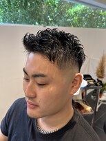 ピークスヘア(peaks hair) メンズカット 短髪 束感ショート メンズパーマ スキンフェード