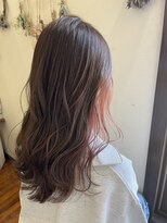 美容室 メザミー MESAMIES インナーカラーブラウン×ピンク巻き髪ツヤ髪ロング