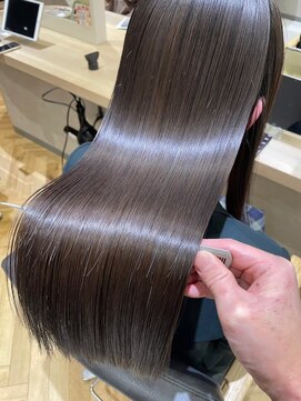 ジーナ 本八幡(Zina) 大人かわいい20代30代40代小顔ショコラベージュ　Zina本八幡