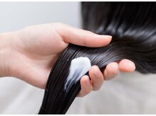 - FLOWDIAトリートメントの特徴3 - お客様の髪質に合わせて選定