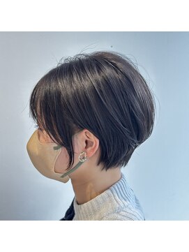 エアー 福岡(AIR) 透明感のあるショートスタイル