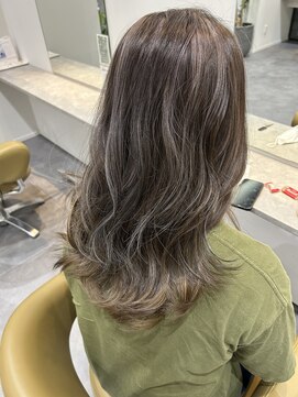 タブーオー(TABOO.O) ハイライトたっぷりカラー