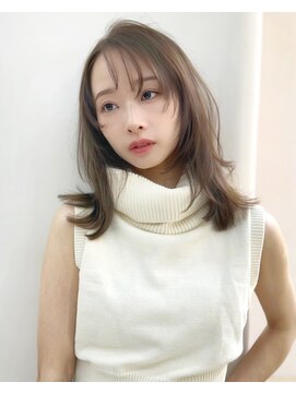 ウェイズトウキョウ 表参道(Ways TOKYO) 髪の毛が柔らかく見えるベージュカラー