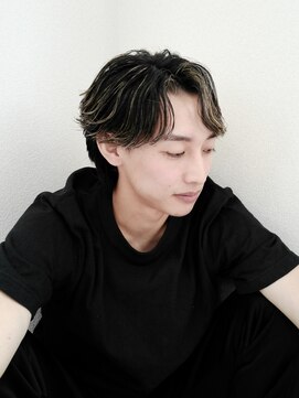 ブースト(BOOST) センターパート×フェザーパーマ