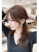 ミディアムレイヤーハッシュカットマレットヘア後れ毛
