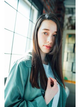 アリウス(ALIUS by posh) 【ALIUS 池袋】艶ストレート×シアーカラー