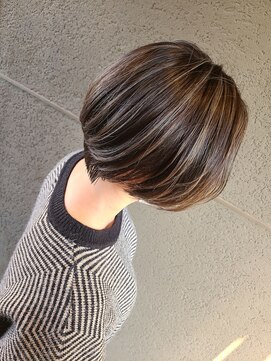 ローザシード(ROZA seed) ショートスタイル×くすみハイライトカラー