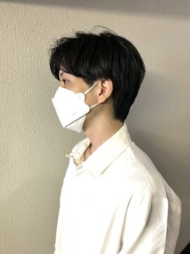 クレビアテン(CreBiA ten_) センターパート　メンズカット