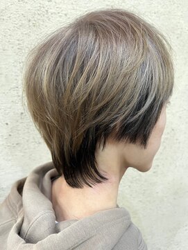 イーストハムアール(EAST HAM r) ショートウルフ/アンブレラカラー