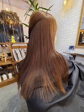 ヴィッカ ヘアーアンドメイク(vikka. hair and make) ビフォアフ