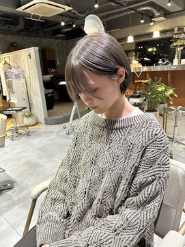 エッセ 大阪梅田茶屋町店(esse) ハイトーンぷつっとボブ