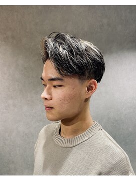 ニード(NEED) 20代/30代/40代/50代/覚王山/千種/ホワイト/ハイライト/