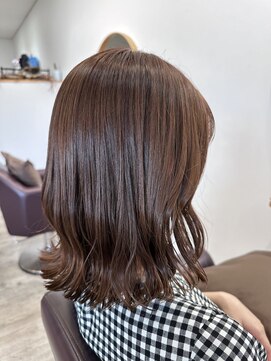 ヘアーサロン 銀 10トーンピンクブラウンカラー