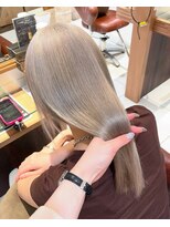 ヘアリゾートエーアイ 新宿西口店(hair resort Ai) ページホワイト