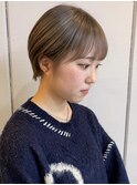 20代30代丸み小顔ショートボブ前髪ありミルクティーベージュ