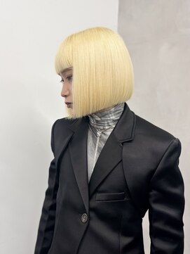 スノットバイガルテ(SNOT by GARTE) 切りっぱなしボブ/ブリーチカラー