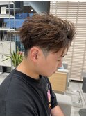 スタイリングなしでもかっこいい!ナチュラルフェザーパーマ
