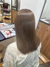 ライフスタイルに合わせたブリーチなしダブルカラー［ミルクティーベージュ/ブリーチ/ダブルカラー]