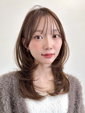 アビー(ABBEY3) ミディアムレイヤーカットハッシュカットハイレイヤー髪質改善