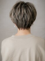 カバーヘア ブリス 志木南口駅前店(COVER HAIR bliss)&nbsp;ダークシルバーアッシュハイライトクールショートA9志木20代30代
