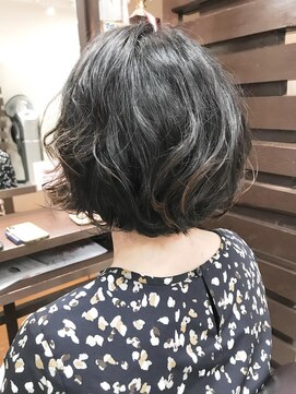 シファ(sifa) ウェービーショート