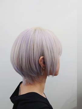 アフレッシュヘアー(afresh hair) ホワイトショート