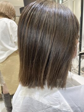 ネオリーブギンザ 銀座店(Neolive GINZA) ナチュラルなブリーチハイライト