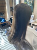 ミルクティーベージュ×タイトストレート/20代/30代/40代/50代