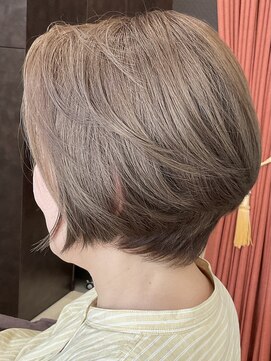 カミーユ(Camille.) 丸みショート
