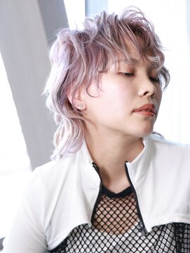 ハーバーズ バイ エムスラッシュ 鎌倉由比ヶ浜(Harbors by M.SLASH) ホワイトラベンダー/くせ毛風/クール/マッシュウルフ/鎌倉