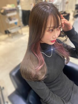 フリーラ 表参道(freera) さり気なくイヤリングカラーが可愛い！！