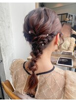 ディーエックス スリー(Dxxxx III)&nbsp;編みおろし　ヘアセット