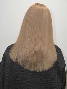 リベロ 柏(Libero) ミルクティーベージュ