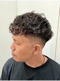 フェードカットパーマショートスタイル