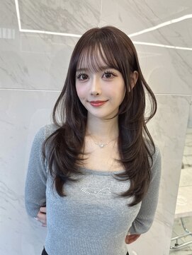 キティー サカエ(kiti SAKAE) ベージュ/レイヤーカット/ハッシュカット/栄