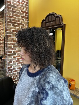 バーニーズ(BARNEYS) スパイラルパーマ