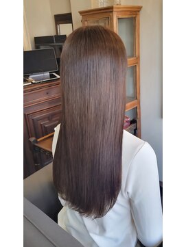 アモナ(amona) 髪質改善トリートメントで艶髪ロング　20代　30代　40代