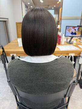 クルムバイルチア(Kulm by Luccica) 【Kulmbyluccica 小野 紗英】髪質改善縮毛 ミニボブ