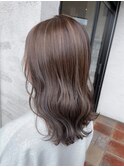 ラベンダーグレージュ 透明感カラー ハイライト
