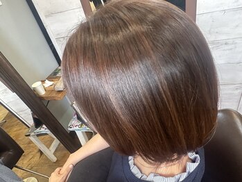 ピース 高塚店(Peace)の写真/八女の50代へ。白髪とうねりを整え、ツヤとボリュームある髪質改善で朝時短が叶う♪