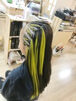 ロカット サロン(Roquat Salon)&nbsp;ロングキッズコーンロウアレンジ【ヘアアレンジ  立川/立川南】