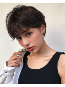 グッデイ ヘアー(GOOD DAY HAIR) 小顔  ワンサイドショート ブランジュ ブリーチ ホワイトカラー