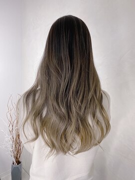 ジゼル(gisele) バレイヤージュ