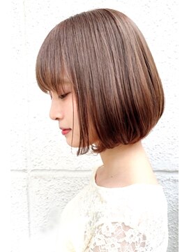 レウナ 外苑前(Reuna) 30代40代人気 お手入れ簡単丸みが可愛いボブ