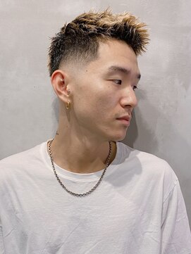 フランクスバーバーリザーブ 人形町店(FRANK’S BARBER RESERVE) アップバングローフェード y